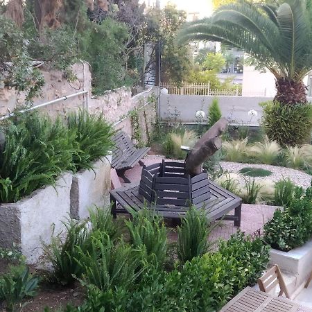 King Lodge Athena Bagian luar foto