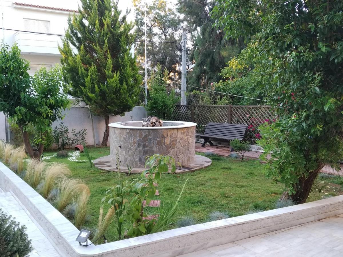 King Lodge Athena Bagian luar foto
